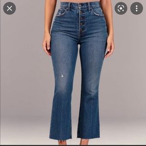 Abercrombie & Fitch Kick Flare Ultra High Rise